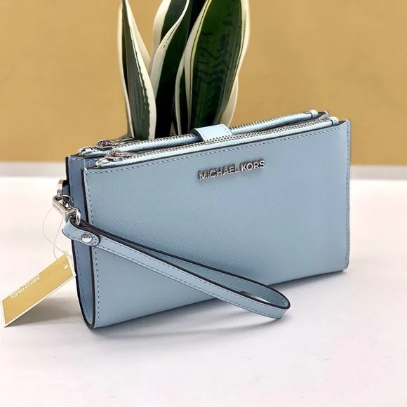 Michael Kors DoubleZip Wallet Wristlet
Phone Case VISTA BLUE - Picture 11 of 12